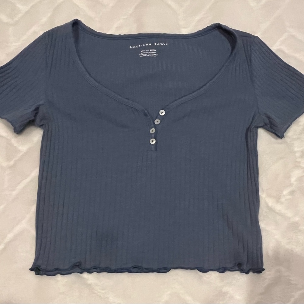 Women's/Teens American Eagle Top -Perfect for Fall Size XS
